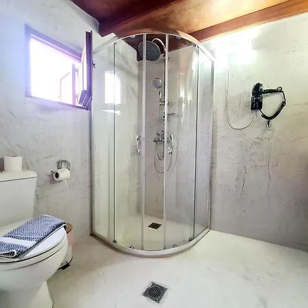 شقة Shades Of Wood Old Town *